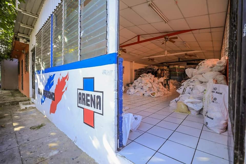 PNC confirma que activistas de ARENA Ilopango trasegaban paquetes alimentarios robados para fines políticos pnc-confirma-que-activistas-de-arena-ilopango-trasegaban-paquetes-alimentarios-robados-para-fines-politicos